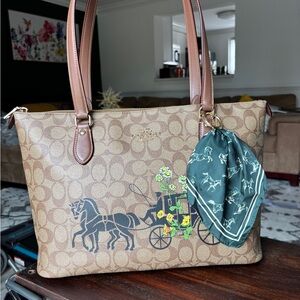 Coach Garden Floral Gallery Tote with Horse and Carriage NWOT